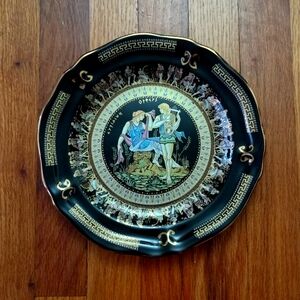 EUC Greek Handmade Dagounis Decorative Plate in 24K Gold